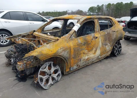 2021 BMW X2 xDrive28I z USA, uszkodzony, nr VIN WBXYJ1C06M5S40313